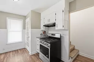 719 N Orchard Ave, Aurora, IL 60505 - Photo 11