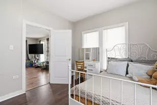 719 N Orchard Ave, Aurora, IL 60505 - Photo 21