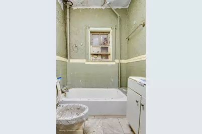 5538 S Perry Avenue, Chicago, IL 60621 - Photo 13