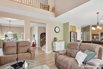 31375 N Pineview Boulevard, Lakemoor, IL 60051 - Photo 13