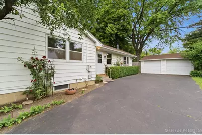 697 N Ohio Street, Aurora, IL 60505 - Photo 27