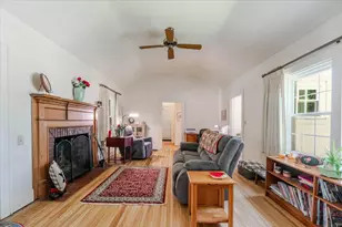 2 Dawes Pl, Bloomington, IL 61701 - Photo 9