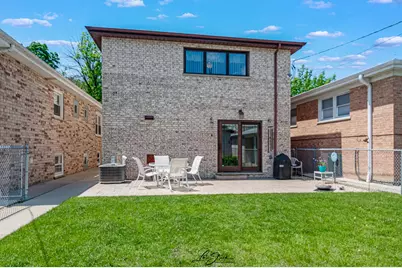 4563 N Merrimac Avenue, Chicago, IL 60630 - Photo 5