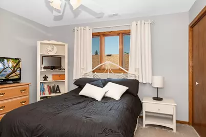 4563 N Merrimac Avenue, Chicago, IL 60630 - Photo 15