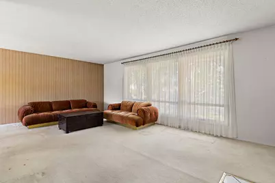 169 Leahy Circle S, Des Plaines, IL 60016 - Photo 3