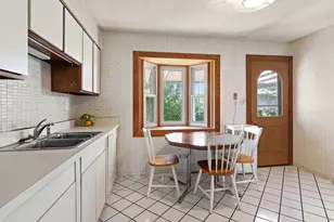 169 Leahy Cir S, Des Plaines, IL 60016 - Photo 7