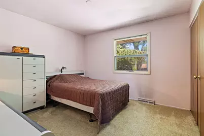 169 Leahy Circle S, Des Plaines, IL 60016 - Photo 13