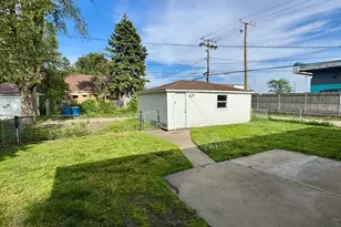 461 Clyde Ave, Calumet City, IL 60409 - Photo 25