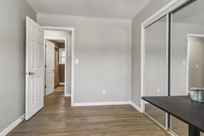 903 Mayflower Avenue, Bloomington, IL 61701 - Photo 9