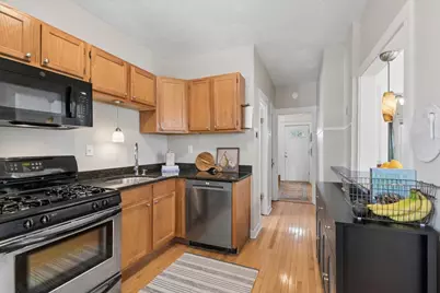 913 Highland Avenue, Oak Park, IL 60304 - Photo 7