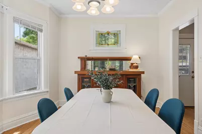 913 Highland Avenue, Oak Park, IL 60304 - Photo 9