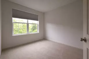 190 Norfolk Ln, Pingree Grove, IL 60140 - Photo 17