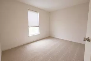 190 Norfolk Ln, Pingree Grove, IL 60140 - Photo 15
