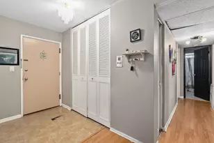 5214 Galitz St, Skokie, IL 60077 - Photo 21