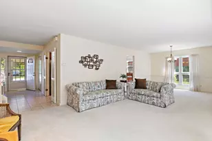 1150 Glen Ln, Hoffman Estates, IL 60169 - Photo 3