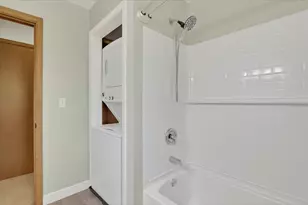3104 Pioneer Dr, Rockford, IL 61107 - Photo 33