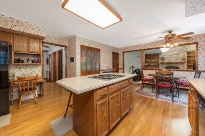 904 W Bailey Road, Naperville, IL 60565 - Photo 7