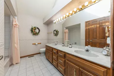 904 W Bailey Road, Naperville, IL 60565 - Photo 23