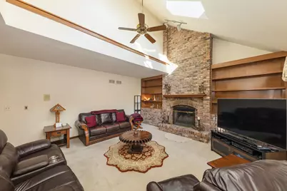 904 W Bailey Road, Naperville, IL 60565 - Photo 9