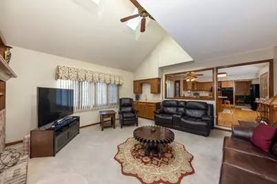 904 W Bailey Road, Naperville, IL 60565 - Photo 11