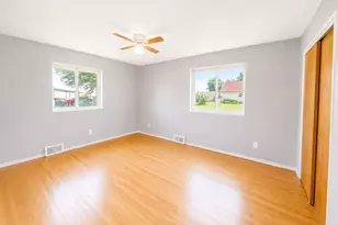 502 Bruner St, North Henderson, IL 61466 - Photo 7