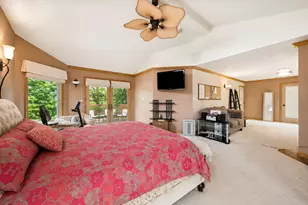 130 Surrey Ln, Burr Ridge, IL 60527 - Photo 29