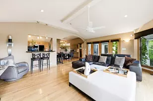 130 Surrey Ln, Burr Ridge, IL 60527 - Photo 9