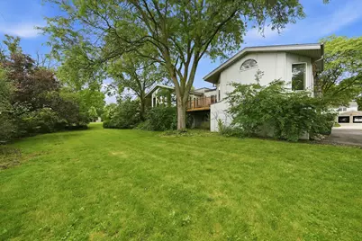 130 Surrey Lane, Burr Ridge, IL 60527 - Photo 45