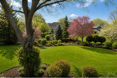 130 Surrey Lane, Burr Ridge, IL 60527 - Photo 47