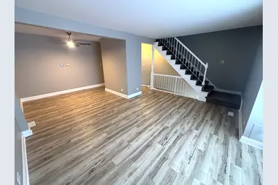 1863 Williamsburg Drive #1863, Hoffman Estates, IL 60169 - Photo 3