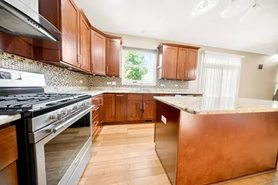 1249 Mallard Lane, Hoffman Estates, IL 60192 - Photo 7
