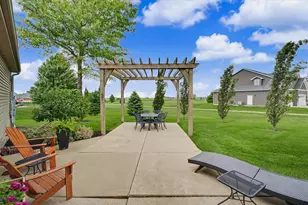 1301 English Oak Dr, Champaign, IL 61822 - Photo 39
