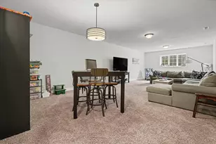 1301 English Oak Dr, Champaign, IL 61822 - Photo 31