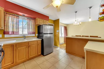 580 N 6th Avenue, Des Plaines, IL 60016 - Photo 9