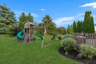 1759 Deerhaven Dr, Crystal Lake, IL 60014 - Photo 7