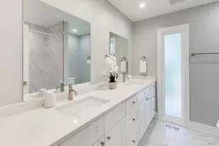 1052 Rolling Pass, Glenview, IL 60025 - Photo 15