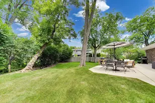 1052 Rolling Pass, Glenview, IL 60025 - Photo 25