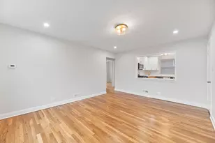 132 Ridge Ave, Evanston, IL 60202 - Photo 5