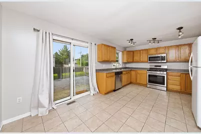 3015 Jo Ann Drive, Joliet, IL 60431 - Photo 5
