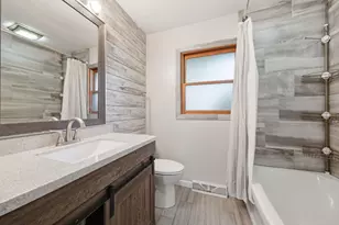 3015 Jo Ann Dr, Joliet, IL 60431 - Photo 11