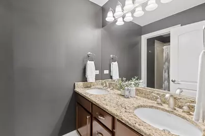 773 S Fairfield Avenue, Elmhurst, IL 60126 - Photo 19