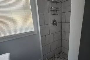 14116 S Hoxie Ave, Burnham, IL 60633 - Photo 7