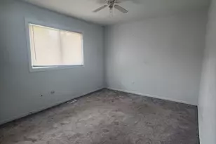 14116 S Hoxie Ave, Burnham, IL 60633 - Photo 11