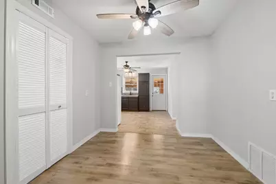 1805 Kelly Avenue, Crest Hill, IL 60403 - Photo 5