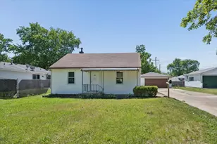 1805 Kelly Ave, Crest Hill, IL 60403 - Photo 1