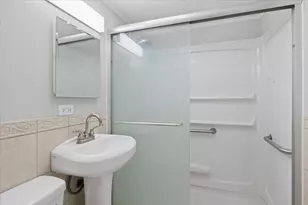 1805 Kelly Ave, Crest Hill, IL 60403 - Photo 13