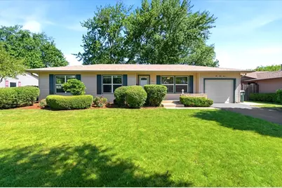 567 Northampton Circle, Elk Grove Village, IL 60007 - Photo 1