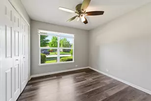 567 Northampton Cir, Elk Grove Village, IL 60007 - Photo 17