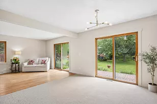 1535 Easy St, Elgin, IL 60123 - Photo 11