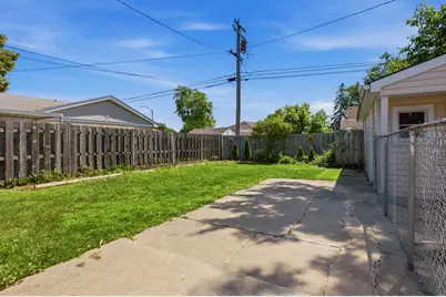 9607 S Sacramento Avenue, Evergreen Park, IL 60805 - Photo 29